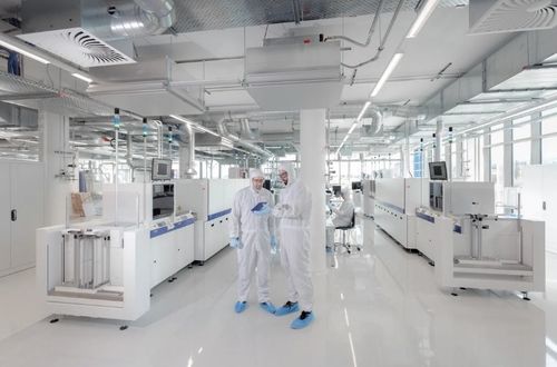 Najnowsze wiadomości o Naukowcy z Fraunhofer ISE używają druku drukowanego na drobnym ekranie do redukcji srebra w komórkach HJT