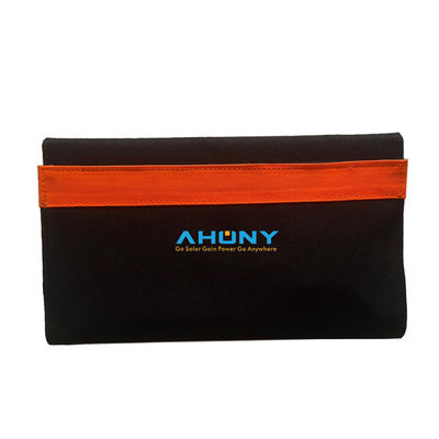 Przenośny składany ładowarka paneli słonecznych Sunpower 28W wodoodporny z 2 portami USB